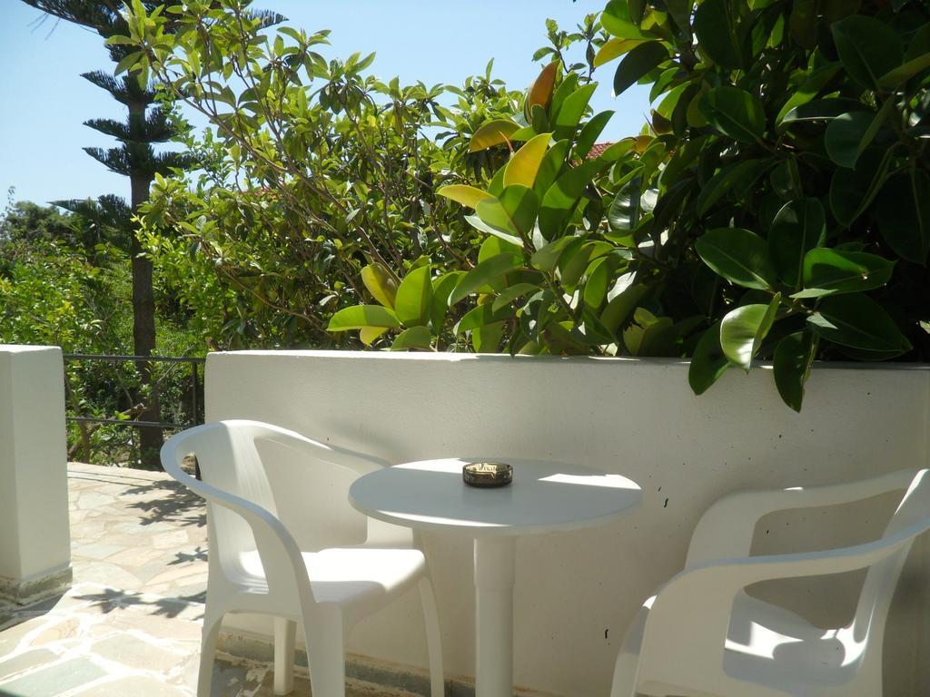 איה גליני Sunningdale Hotel מראה חיצוני תמונה