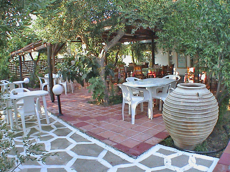 איה גליני Sunningdale Hotel מראה חיצוני תמונה